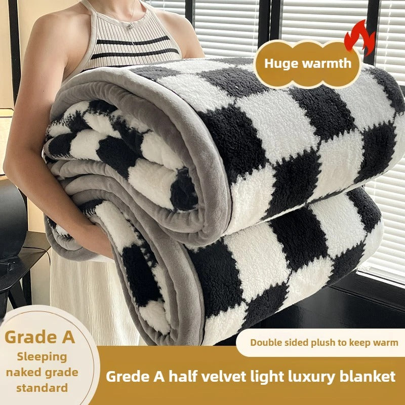Checkerboard Plush Fleece Throw Blanket — Double-Layer Warmth for Fall & Winter