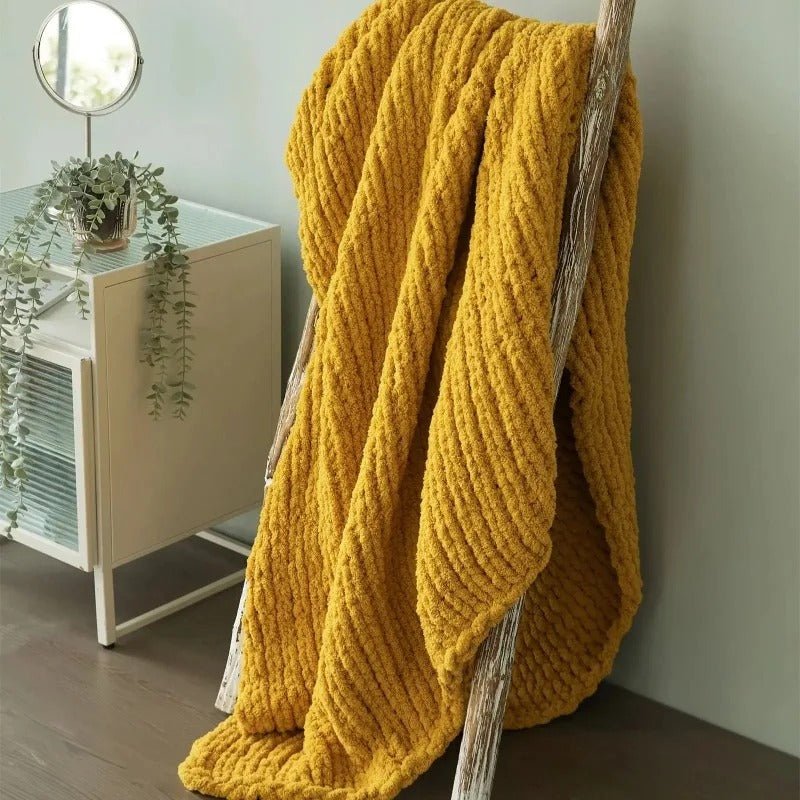 Chunky Handknitted Chenille Blanket – Soft, Cozy Throw for Sofa, Bed, and Napping