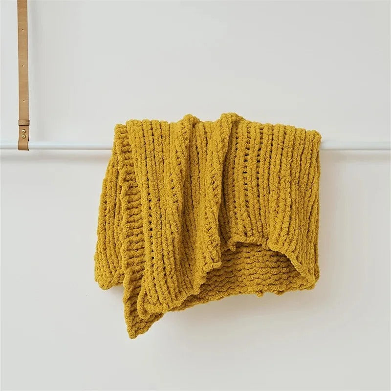 Chunky Handknitted Chenille Blanket – Soft, Cozy Throw for Sofa, Bed, and Napping