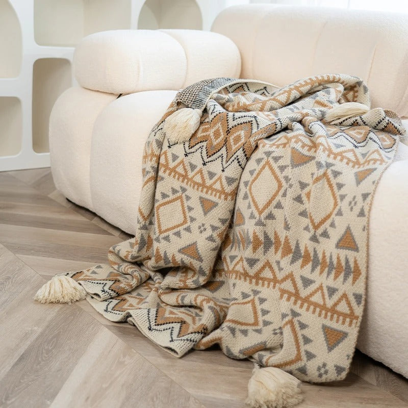 Boho-Inspired Knitted Tassel Blanket – Warm Brown Cozy Throw for Sofa, Bed & Living Room